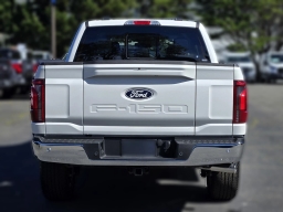 Ford F-150 LARIAT 4WD SuperCrew 5.5' Box 2026