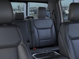 Ford F-150 LARIAT 4WD SuperCrew 5.5' Box 2026