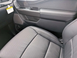 Ford F-150 LARIAT 4WD SuperCrew 5.5' Box 2026