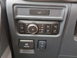 Ford F-150 LARIAT 4WD SuperCrew 5.5' Box 2026