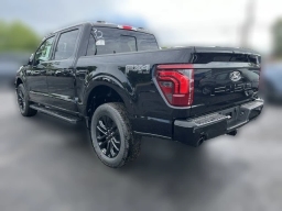 Ford F-150 LARIAT 4WD SuperCrew 5.5' Box 2026