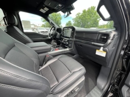 Ford F-150 LARIAT 4WD SuperCrew 5.5' Box 2026