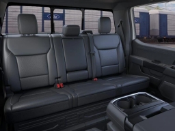 Ford F-150 LARIAT 4WD SuperCrew 5.5' Box 2026