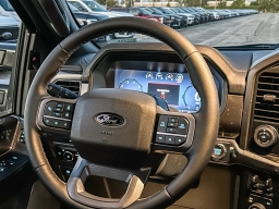 Ford F-150 LARIAT 4WD SuperCrew 6.5' Box 2026