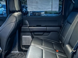 Ford F-150 LARIAT 4WD SuperCrew 6.5' Box 2026