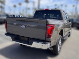 Ford F-150 LARIAT 4WD SuperCrew 5.5' Box 2026