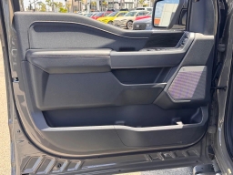 Ford F-150 LARIAT 4WD SuperCrew 5.5' Box 2026