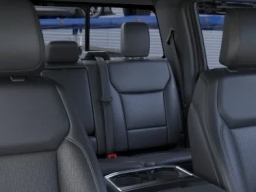 Ford F-150 LARIAT 4WD SuperCrew 5.5' Box 2026