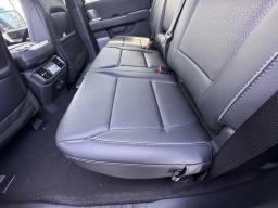 Ford F-150 LARIAT 4WD SuperCrew 5.5' Box 2026