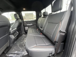 Ford F-150 LARIAT 4WD SuperCrew 5.5' Box 2026