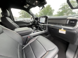 Ford F-150 LARIAT 4WD SuperCrew 5.5' Box 2026