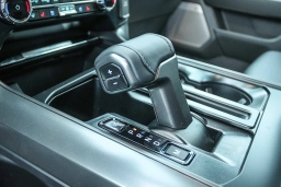 Ford F-150 LARIAT 4WD SuperCrew 5.5' Box 2026