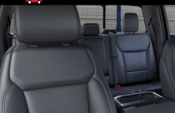 Ford F-150 LARIAT 4WD SuperCrew 5.5' Box 2026
