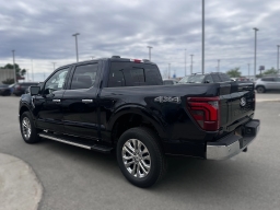 Ford F-150 LARIAT 4WD SuperCrew 5.5' Box 2026