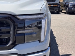 Ford F-150 LARIAT 4WD SuperCrew 5.5' Box 2026