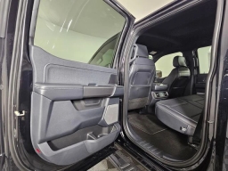 Ford F-150 LARIAT 4WD SuperCrew 5.5' Box 2025