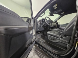 Ford F-150 LARIAT 4WD SuperCrew 5.5' Box 2025