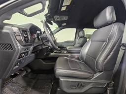 Ford F-150 LARIAT 4WD SuperCrew 5.5' Box 2025