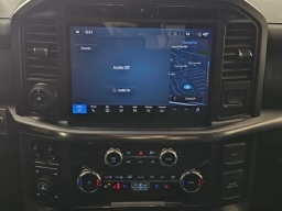 Ford F-150 LARIAT 4WD SuperCrew 5.5' Box 2025