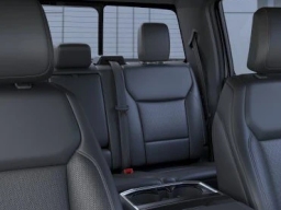 Ford F-150 LARIAT 4WD SuperCrew 5.5' Box 2025