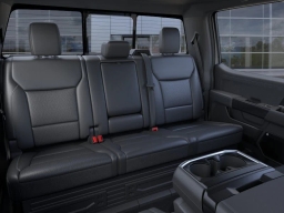 Ford F-150 LARIAT 4WD SuperCrew 5.5' Box 2025