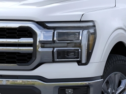 Ford F-150 LARIAT 4WD SuperCrew 5.5' Box 2025