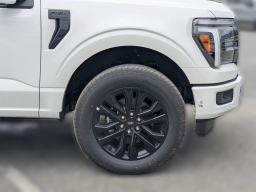 Ford F-150 LARIAT 4WD SuperCrew 5.5' Box 2026