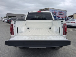 Ford F-150 LARIAT 4WD SuperCrew 5.5' Box 2026