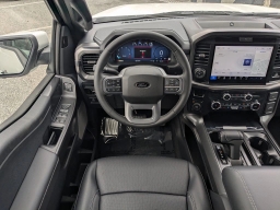 Ford F-150 LARIAT 4WD SuperCrew 5.5' Box 2026