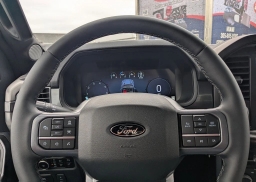 Ford F-150 LARIAT 4WD SuperCrew 5.5' Box 2026
