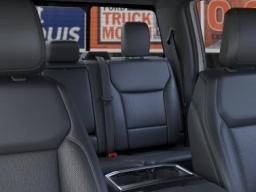 Ford F-150 LARIAT 4WD SuperCrew 5.5' Box 2026