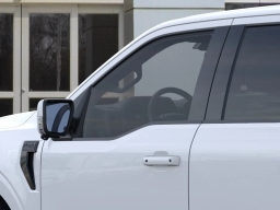 Ford F-150 LARIAT 4WD SuperCrew 5.5' Box 2026