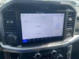 Ford F-150 LARIAT 4WD SuperCrew 5.5' Box 2026