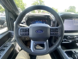 Ford F-150 LARIAT 4WD SuperCrew 5.5' Box 2026