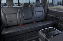 Ford F-150 LARIAT 4WD SuperCrew 5.5' Box 2026