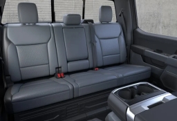 Ford F-150 LARIAT 4WD SuperCrew 5.5' Box 2026