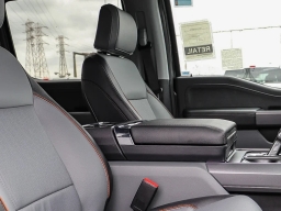 Ford F-150 LARIAT 4WD SuperCrew 5.5' Box 2026