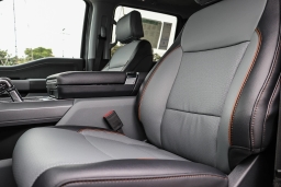 Ford F-150 LARIAT 4WD SuperCrew 5.5' Box 2026