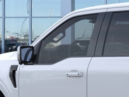 Ford F-150 LARIAT 4WD SuperCrew 5.5' Box 2026