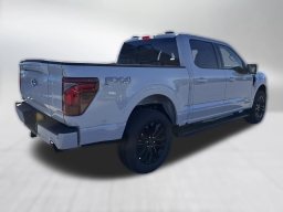 Ford F-150 LARIAT 4WD SuperCrew 5.5' Box 2026