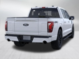 Ford F-150 LARIAT 4WD SuperCrew 5.5' Box 2026