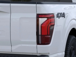 Ford F-150 LARIAT 4WD SuperCrew 5.5' Box 2026