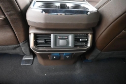 Ford F-150 King Ranch 4WD SuperCrew 5.5' Box 2026