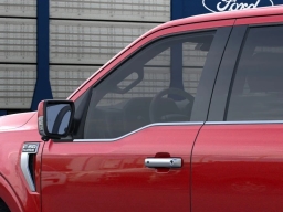 Ford F-150 Platinum 4WD SuperCrew 5.5' Box 2026