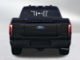 Ford F-150 Platinum 4WD SuperCrew 5.5' Box 2026
