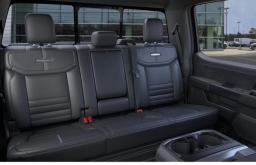 Ford F-150 Platinum 4WD SuperCrew 5.5' Box 2026