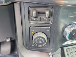 Ford F-150 Platinum 4WD SuperCrew 5.5' Box 2026