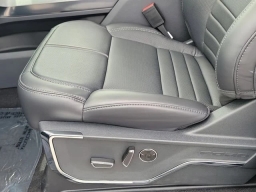 Ford F-150 Platinum 4WD SuperCrew 5.5' Box 2026