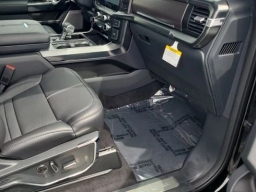 Ford F-150 Platinum 4WD SuperCrew 5.5' Box 2026