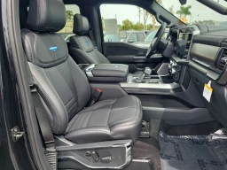 Ford F-150 Platinum 4WD SuperCrew 5.5' Box 2026